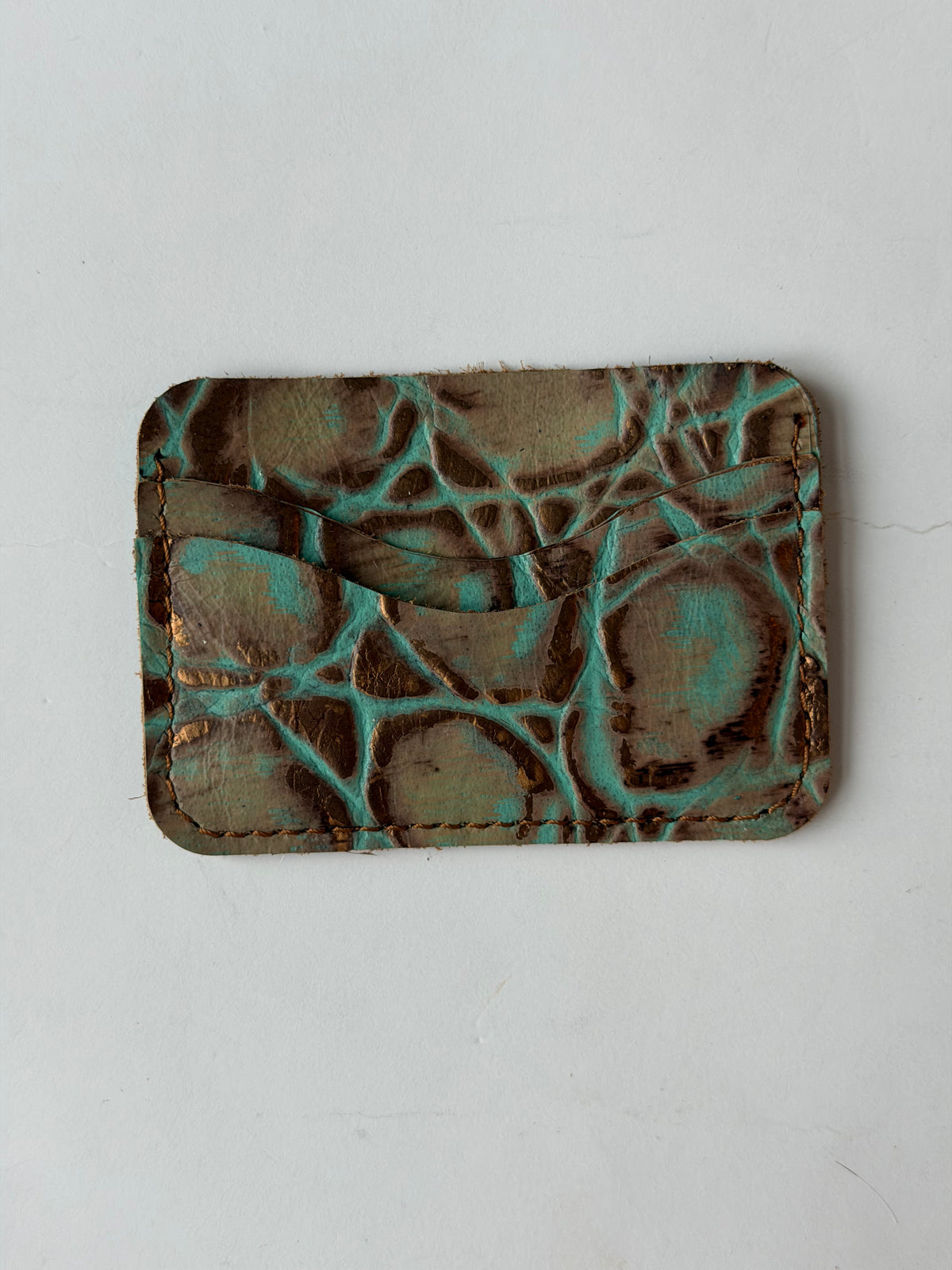 the card holder ✶