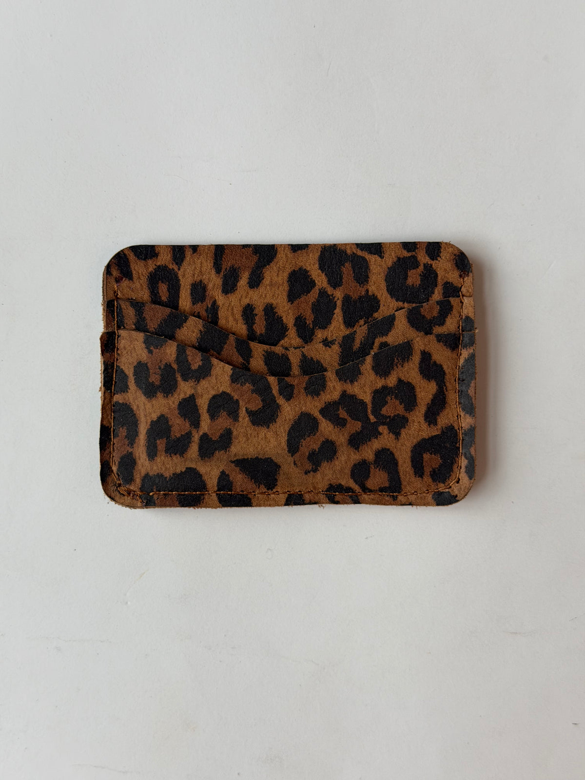 the card holder ✶